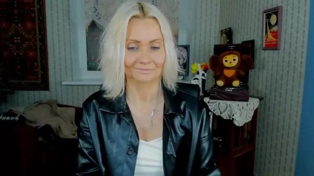 Image 10 of lilithlevite Stream on Chaturbate on 14 months ago