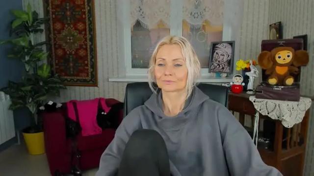 Image 2 of lilithlevite Stream on Chaturbate on 14 months ago