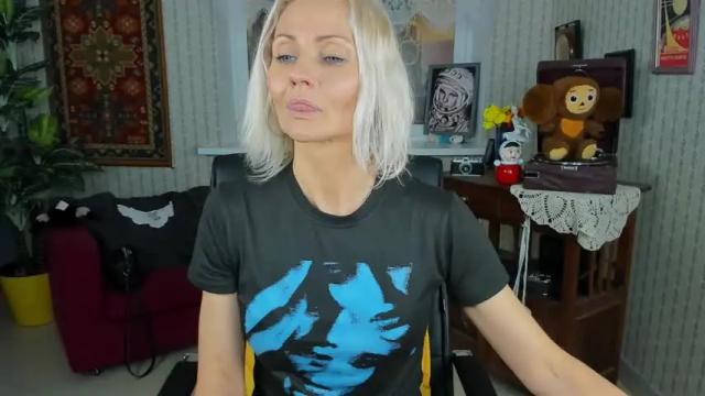 Image 2 of lilithlevite Stream on Chaturbate on 14 months ago