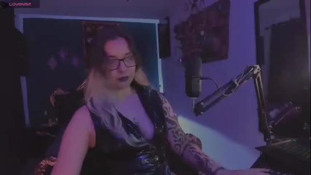 Image 6 of lilithmystic01 Stream on Chaturbate on 1 month ago