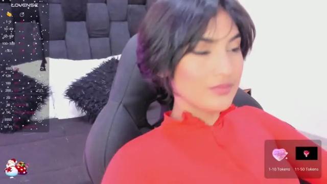 Image 10 of lilithrizzo Stream on Chaturbate on 18 months ago