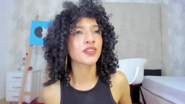 Image 12 of lilithsteinberg Stream on Chaturbate on 13 months ago