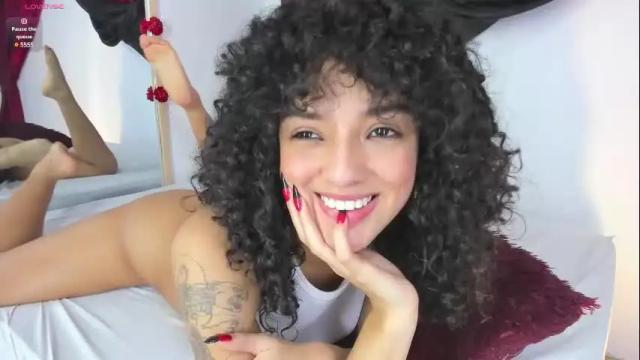 Image 2 of lilithsteinberg Stream on Chaturbate on 1 month ago