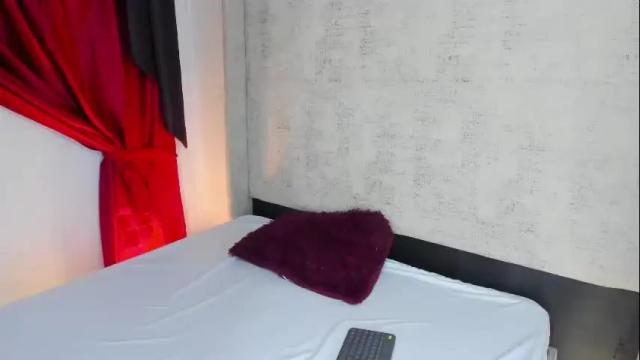 Image 2 of lilithsteinberg Stream on Chaturbate on 28 days ago