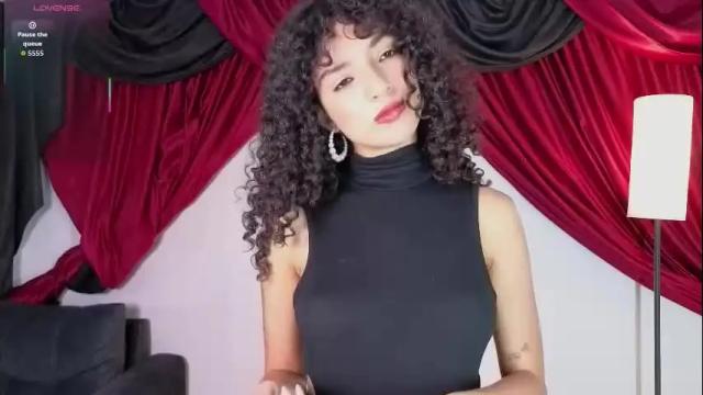 Image 3 of lilithsteinberg Stream on Chaturbate on 2 months ago