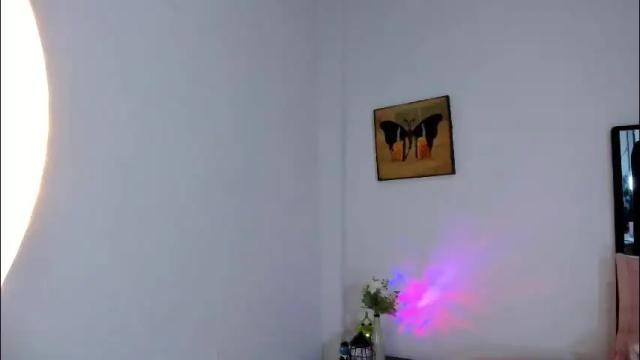 Image 7 of lilithteeen Stream on Chaturbate on 1 month ago