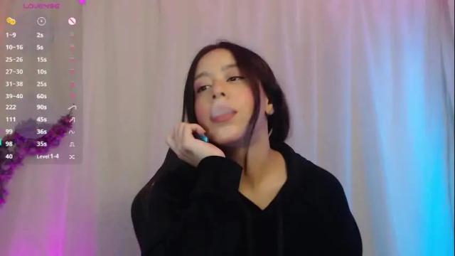 Image 10 of lilithwallkeer Stream on Chaturbate on 1 month ago
