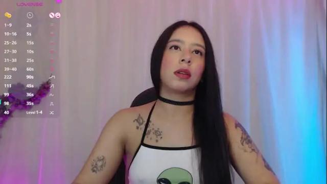 Image 8 of lilithwallkeer Stream on Chaturbate on 1 month ago