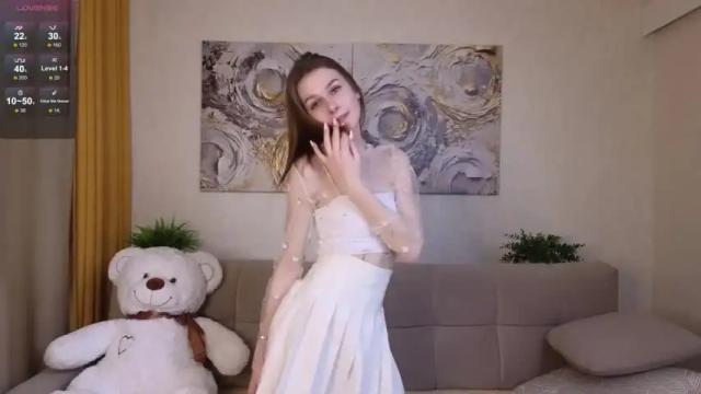 Image 2 of lilitmancini Stream on Chaturbate on 19 months ago