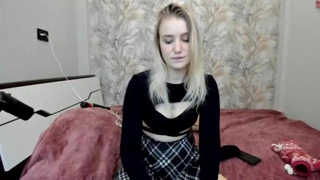 Image 8 of lilixevans Stream on Chaturbate on 15 months ago