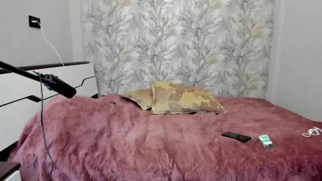 Image 2 of lilixevans Stream on Chaturbate on 15 months ago