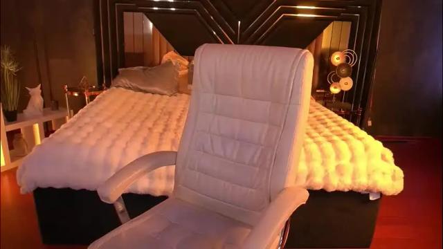 Image 4 of liliyamoon Stream on Chaturbate on 1 month ago