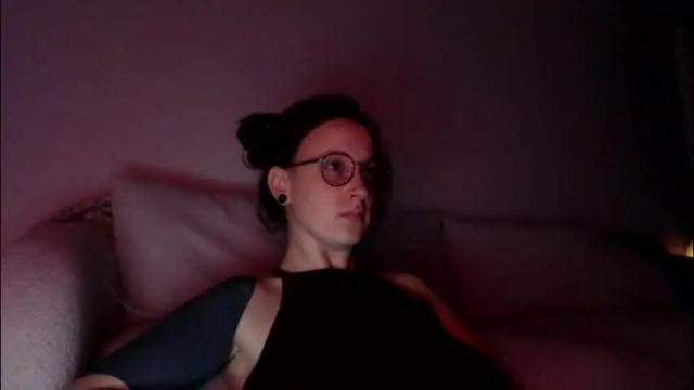 Image 10 of liljbby Stream on Chaturbate on 2 months ago