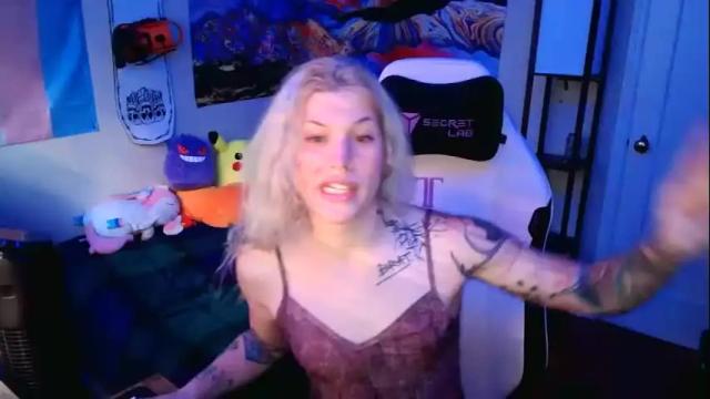 Image 8 of lilkittyjadee Stream on Chaturbate on 28 months ago