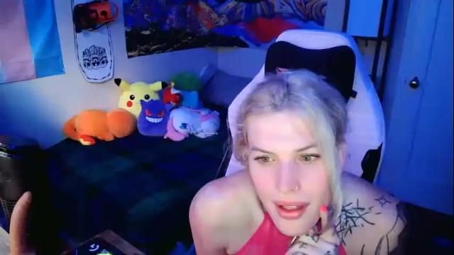 Image 4 of lilkittyjadee Stream on Chaturbate on 28 months ago