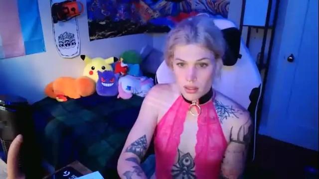 Image 8 of lilkittyjadee Stream on Chaturbate on 28 months ago