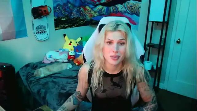 Image 6 of lilkittyjadee Stream on Chaturbate on 27 months ago