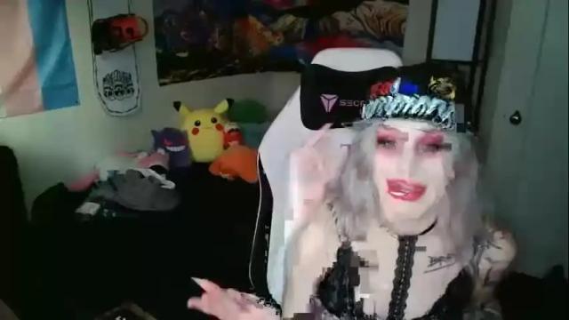 Image 3 of lilkittyjadee Stream on Chaturbate on 26 months ago