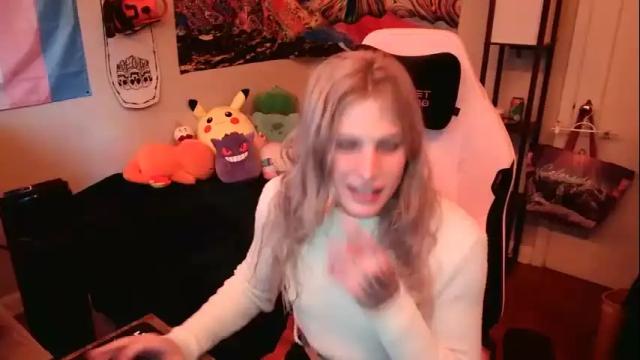 Image 3 of lilkittyjadee Stream on Chaturbate on 26 months ago