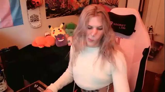 Image 8 of lilkittyjadee Stream on Chaturbate on 26 months ago
