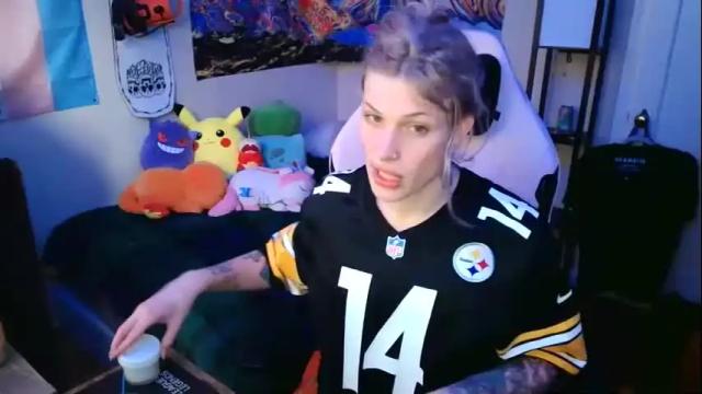 Image 2 of lilkittyjadee Stream on Chaturbate on 26 months ago