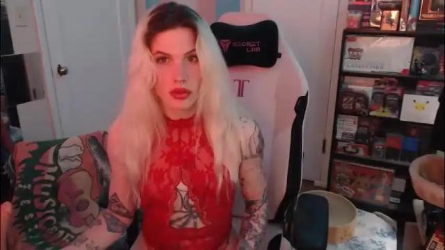 Image 11 of lilkittyjadee Stream on Chaturbate on 2 days ago