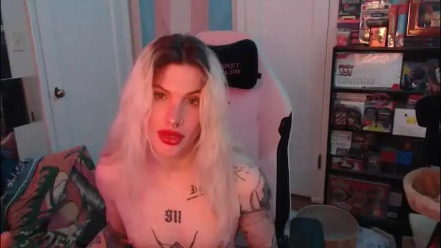 Image 11 of lilkittyjadee Stream on Chaturbate on 1 day ago