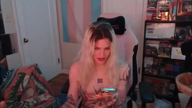 Image 4 of lilkittyjadee Stream on Chaturbate on 1 day ago