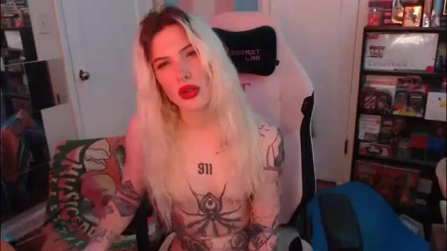 Image 6 of lilkittyjadee Stream on Chaturbate on 13 hours ago