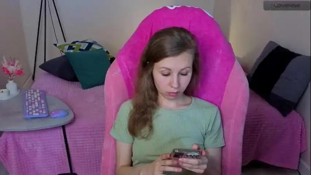 Image 3 of lill_mary Stream on Chaturbate on 26 days ago