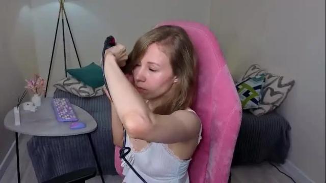 Image 2 of lill_mary Stream on Chaturbate on 3 days ago