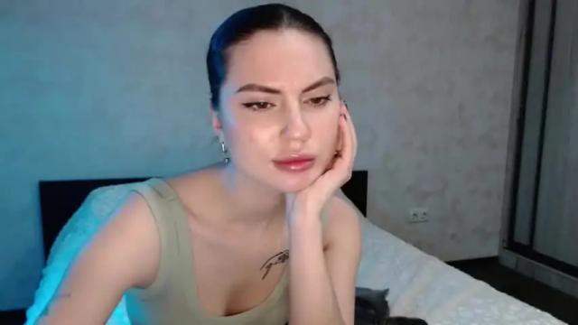 Image 12 of lillalovly Stream on Chaturbate on 16 months ago