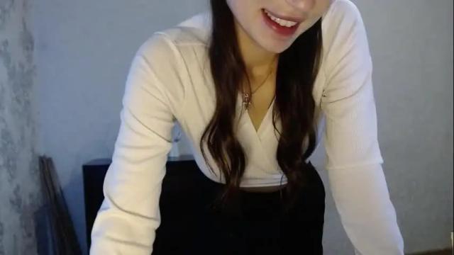 Image 8 of lillalovly Stream on Chaturbate on 26 days ago