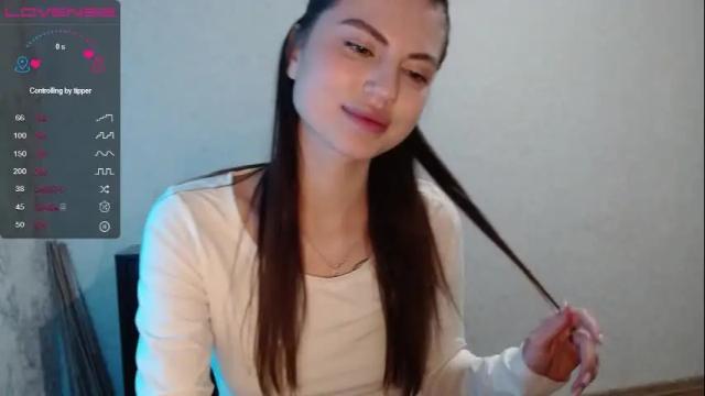 Image 10 of lillalovly Stream on Chaturbate on 15 days ago