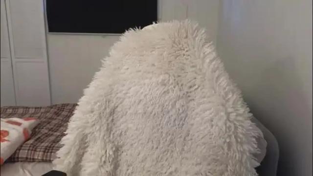 Image 3 of lilleambi Stream on Chaturbate on 1 month ago