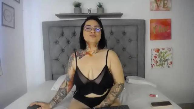 Image 7 of lillebbw_sweet Stream on Chaturbate on 2 months ago