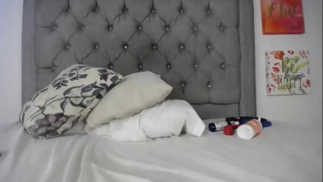 Image 10 of lillebbw_sweet Stream on Chaturbate on 1 month ago