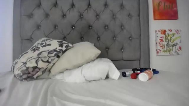 Thumbnail 3, lillebbw_sweet's Stream at Chaturbate, 1 month ago