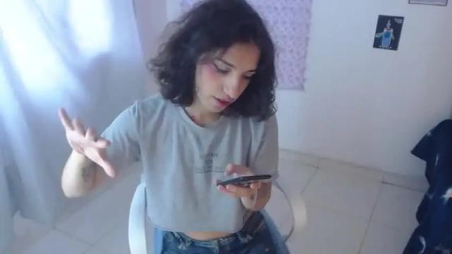 Image 3 of lilli_gant Stream on Chaturbate on 14 months ago