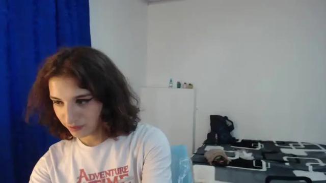 Image 4 of lilli_gant Stream on Chaturbate on 14 months ago