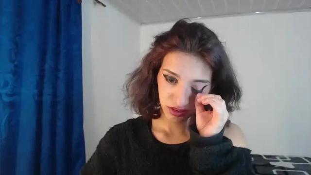 Image 3 of lilli_gant Stream on Chaturbate on 14 months ago