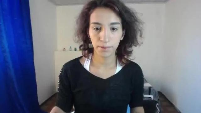 Image 3 of lilli_gant Stream on Chaturbate on 14 months ago