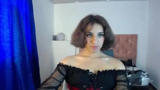 Image 12 of lilli_gant Stream on Chaturbate on 14 months ago