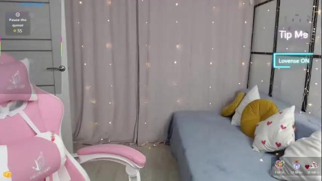 Image 3 of lillian_clark7 Stream on Chaturbate on 5 months ago