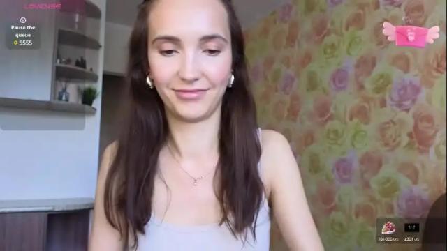 Image 3 of lillian_clark7 Stream on Chaturbate on 4 months ago