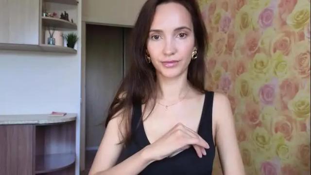 Image 2 of lillian_clark7 Stream on Chaturbate on 4 months ago