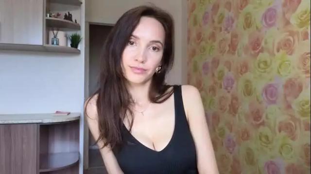 Image 6 of lillian_clark7 Stream on Chaturbate on 4 months ago
