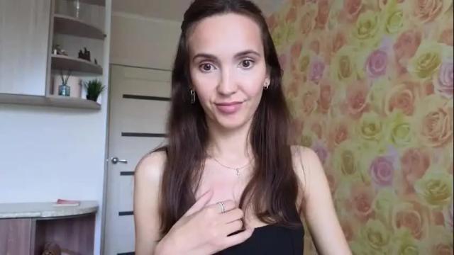 Image 2 of lillian_clark7 Stream on Chaturbate on 4 months ago