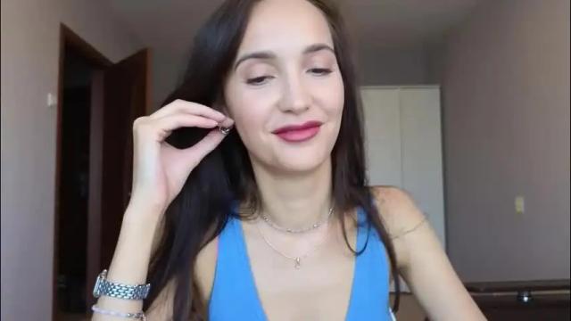Image 4 of lillian_clark7 Stream on Chaturbate on 1 month ago