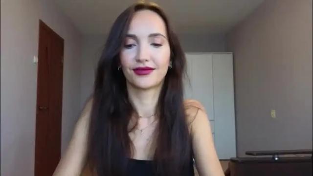 Image 2 of lillian_clark7 Stream on Chaturbate on 29 days ago